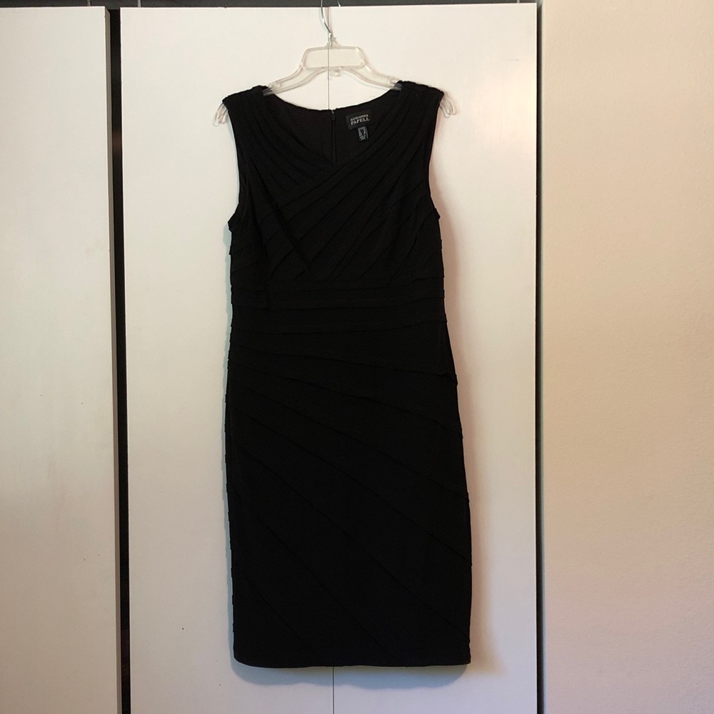Adrianna Papell Black Sleeveless Midi Dress